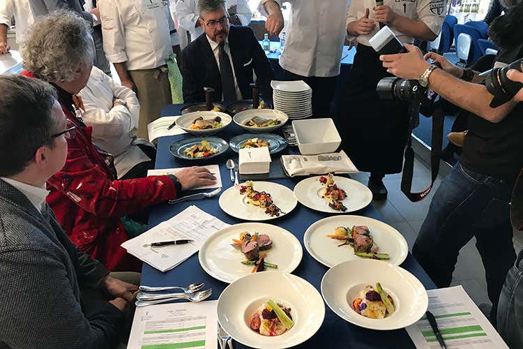 (Young Chef's Hotel Challenge Vince il corretto utilizzo delle attrezzature)