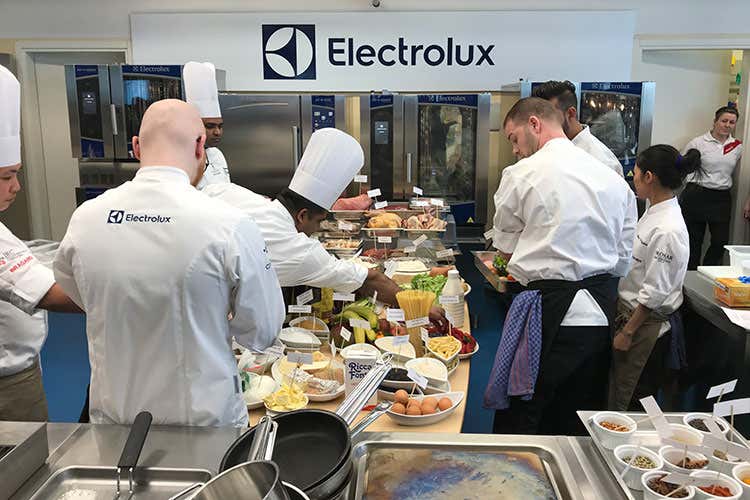 (Young Chef's Hotel Challenge Vince il corretto utilizzo delle attrezzature)