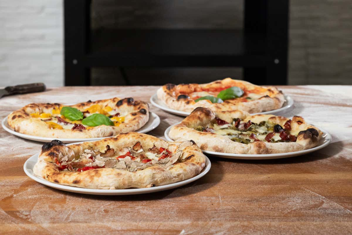 Zeno: il forno compatto, elettrico e potente come quello a legna per la pizza napoletana