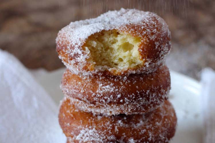 A Napoli si chiamano graffe - Zeppole di patate A Napoli si chiamano graffe - Zeppole di patate