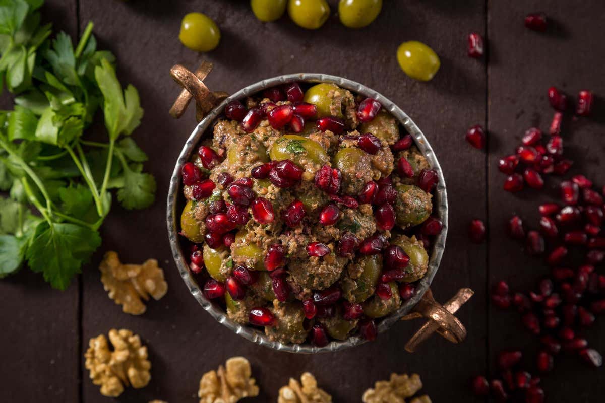 Ramadan a tavola: come funziona, piatti tipici e consigli per mangiare bene