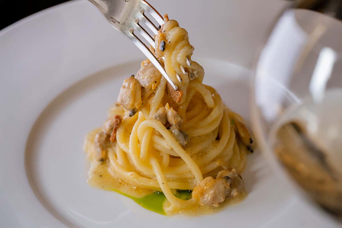 La Caprese di Mozzo, da bar a ristorante di lusso: 50 anni di pesce come a Capri La Caprese di Mozzo, da bar a ristorante di lusso: 50 anni di pesce come a Capri