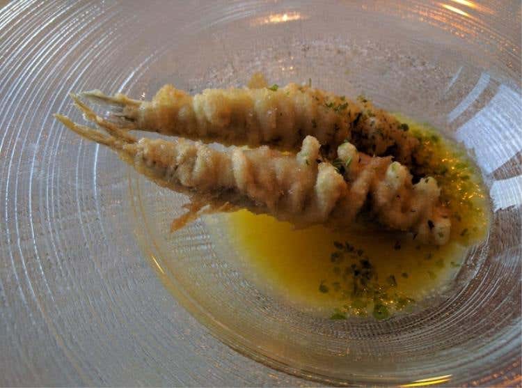 Alici del Tirreno con pomodorino giallo e gazpacho