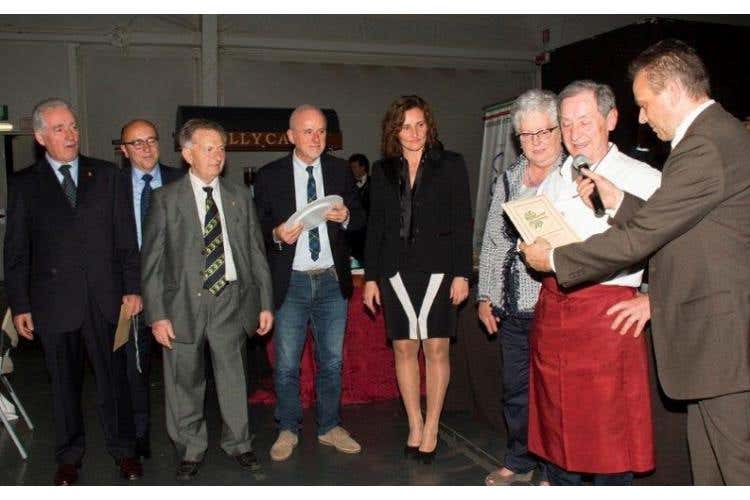 Un altro momento delle premiazioni.