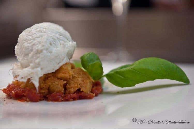 BACCALA' MANTECATO CON SEMI DI POMODORO DATTERINO E PAPPA AL POMODORO