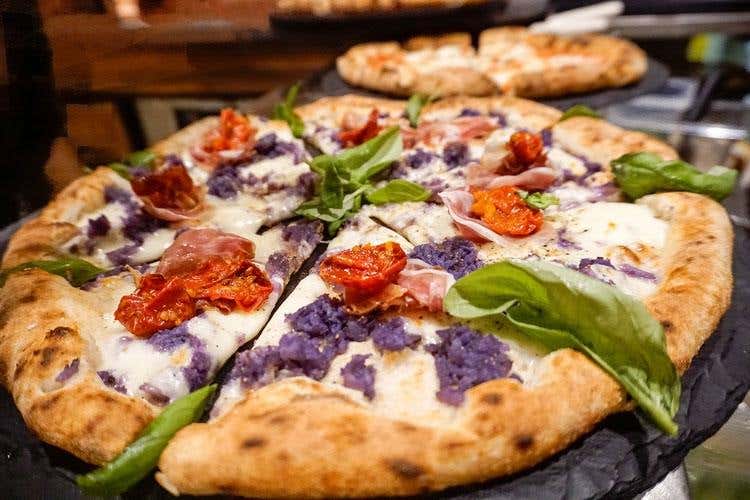 (1000 Gourmet, pizza aromatizzata 
Limone, noci o cacao nell’impasto)