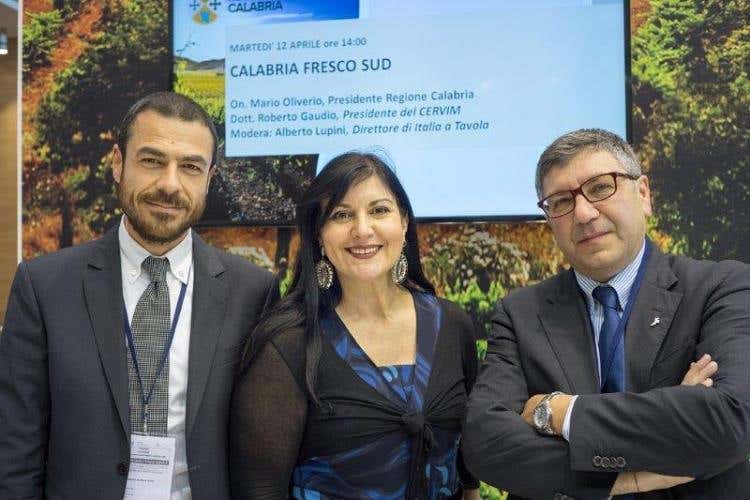 Vincenzo De Lorenzo, Clara Mennella e Giacomo Giovinazzo