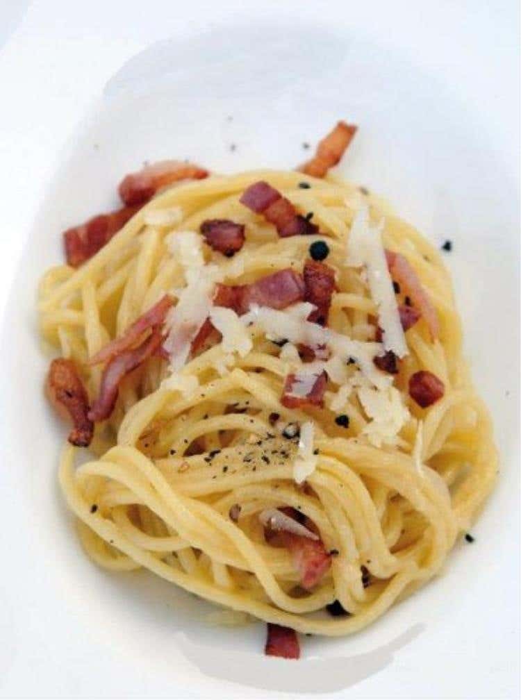 Spaghetti Cacio e Pepe