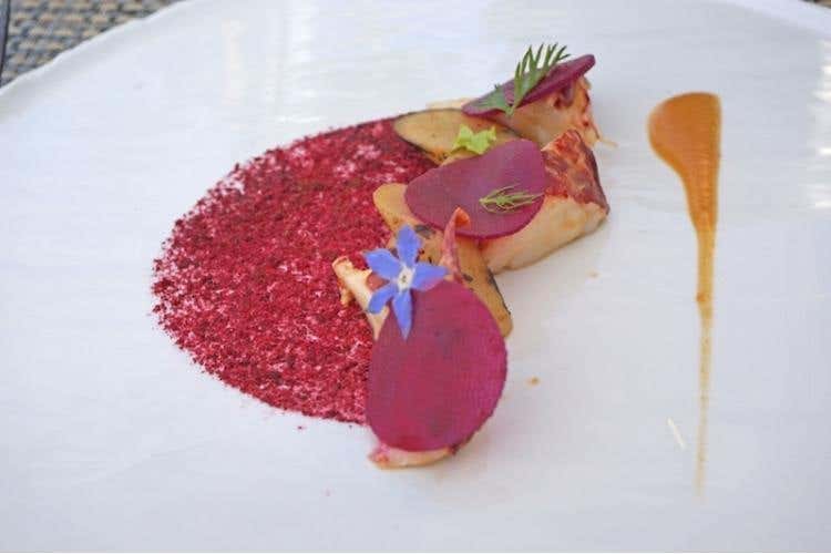 Astice radici e polvere di frutti