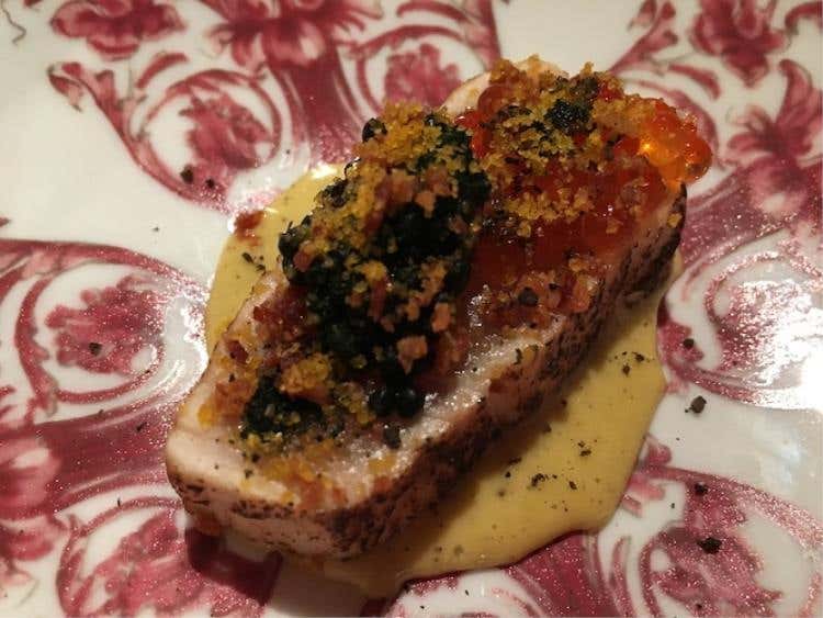 Ricciola e uova (Roberto Di Pinto)