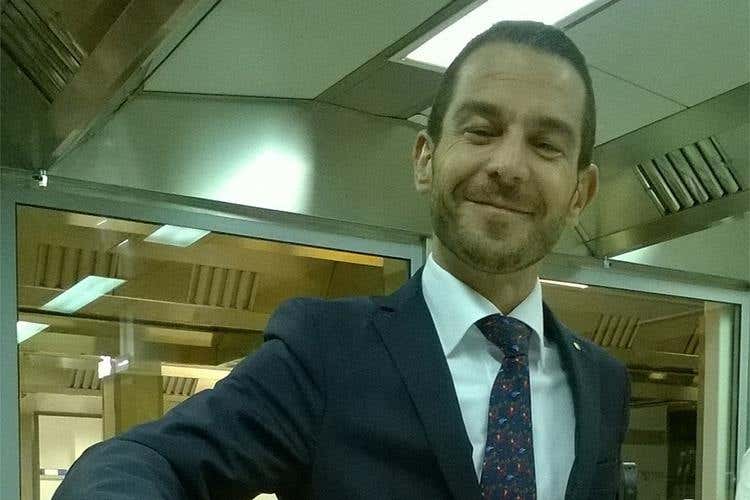 Giacomo Bianchi (sommelier e vicedirettore hotel del Grand Hotel Villa Castagnola)