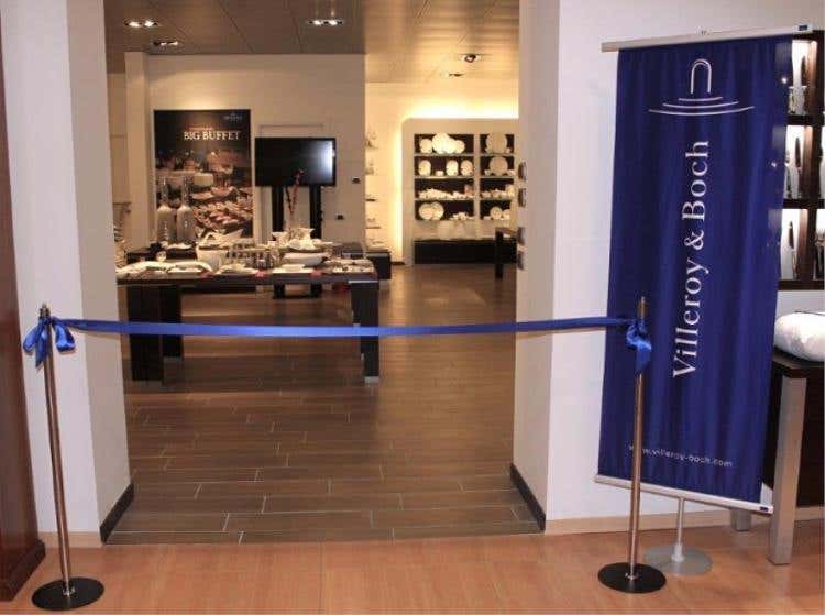 Entrata show-room