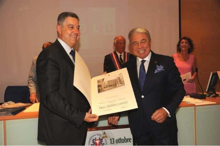 Gianni Salvadori premia Paolo Baracchino
