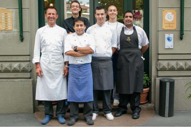 da sinistra: Massimiliano Masuelli, Matteo Contini, Fernando Huaman, Mattia Laporta, Giuseppe Puglisi, Royce Peiris
