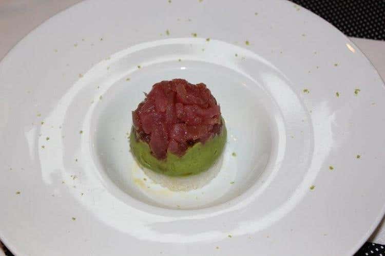 Tartare di tonno e avogado
