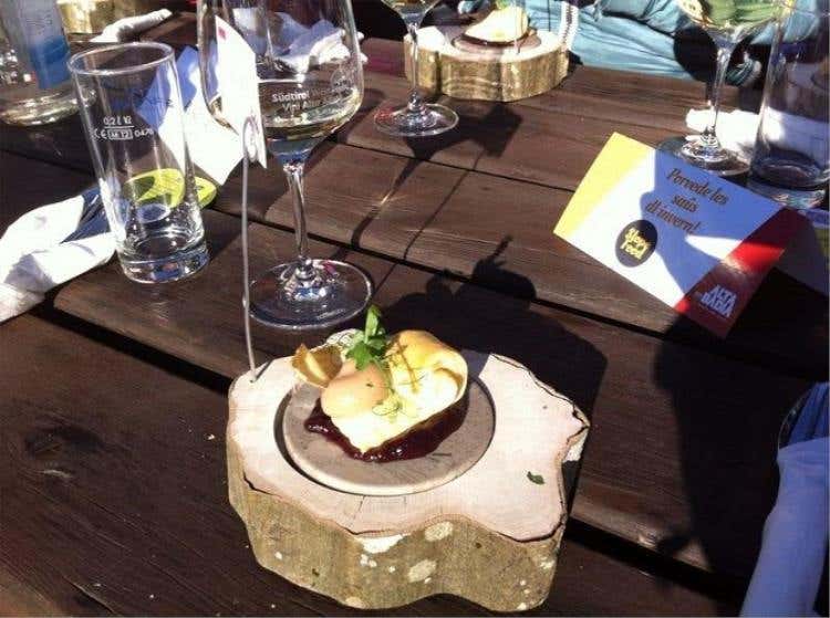 Di Ksenija Mahorcic "Patè di pollo, accompagnato da cipolla rossa caramellata con miele millefiori"