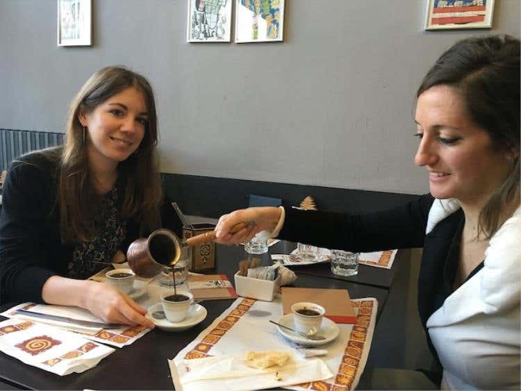 Da sinistra: Maryam Turrini e Miriam Camerini