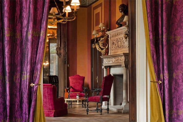 Villa Roccabruna Sala del Camino