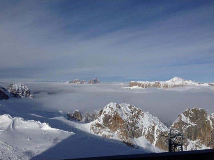 in vetta alla Marmolada (1