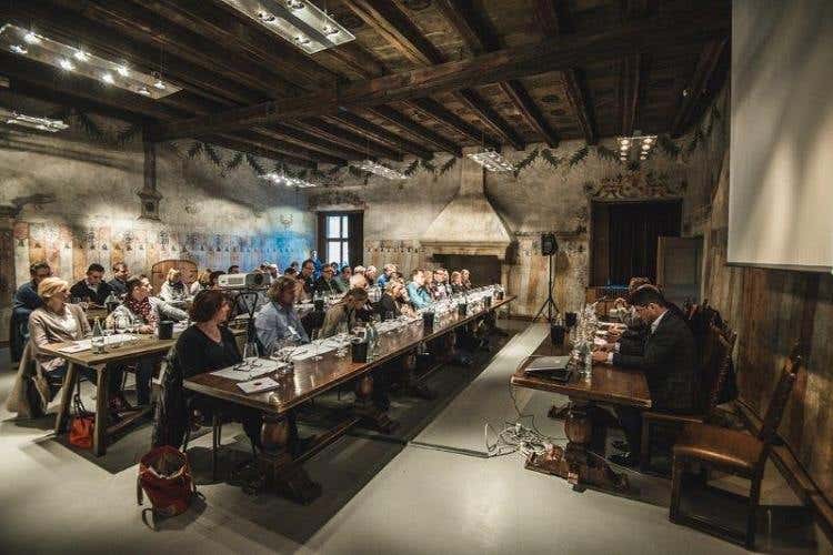 Degustazioni verticali - Mostra Vini Bolzano 2015 (foto: EOS/Alex Moling