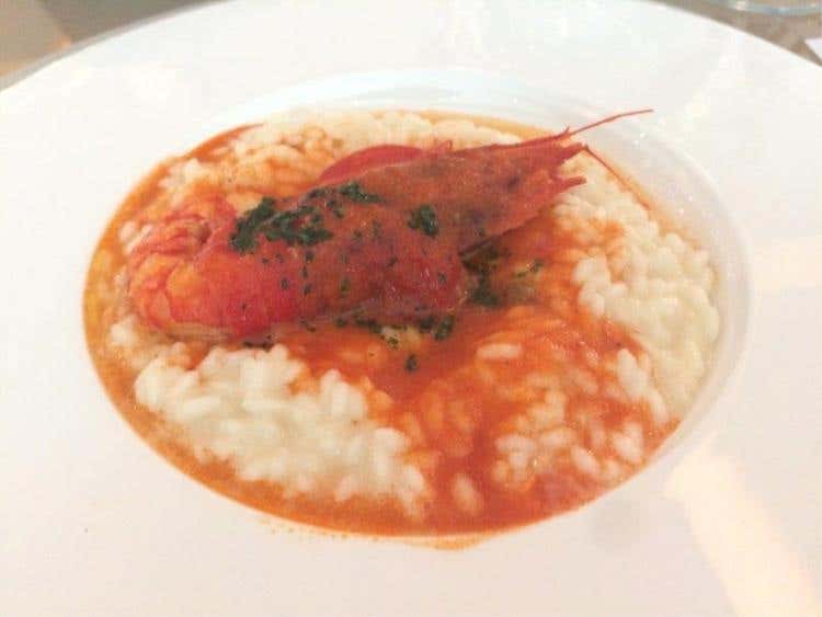 Risotto carnaroli Salera invecchiato 5 anni ai gamberi rossi di Sicilia e capperi di Pantelleria - Chicco e Bobo Cerea - Da Vittorio