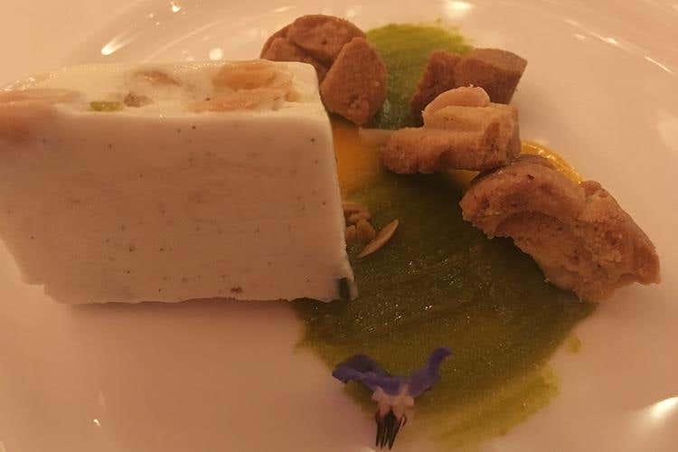 Sbrisolona con finto Torrone ai pistacchi (Vito Mollica