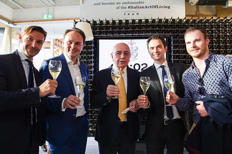 da sinistra: Gian Enrico Gilardi, Matteo Lunelli, Adriano Galliani, Alessandro Lunelli e Giuliano Razzoli