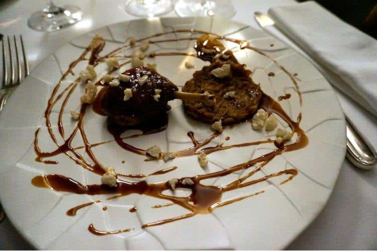 Variazione di anatra al pepe di Sichuan, miele e aceto balsamico tradizionale