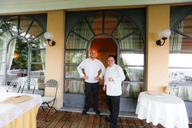 Silvio Battistoni, a destra, insieme al sous chef Damiano Polmonari
