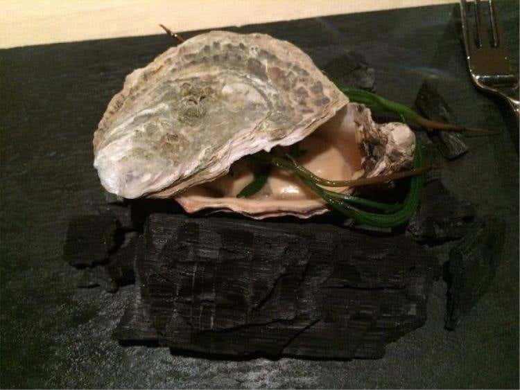 L'ostrica al carbone