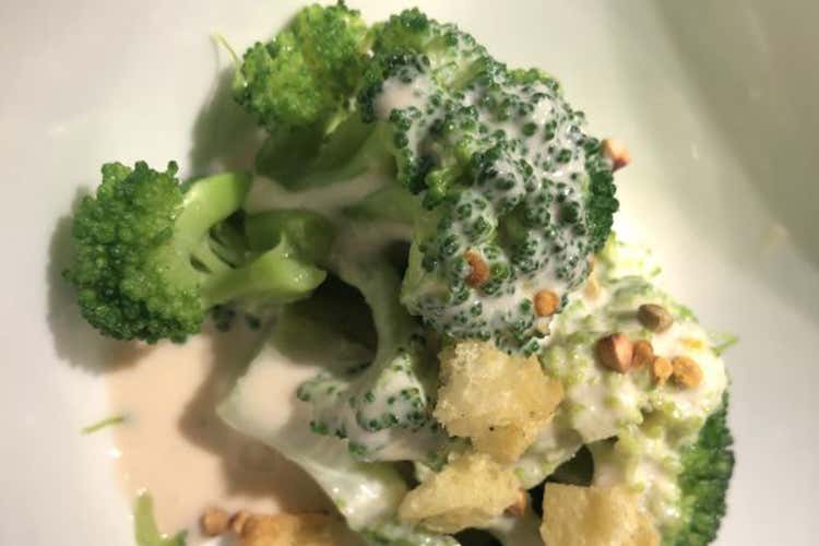 Broccolo con cubi di panettone (“A cena con il panettone” A Firenze gran final del tour