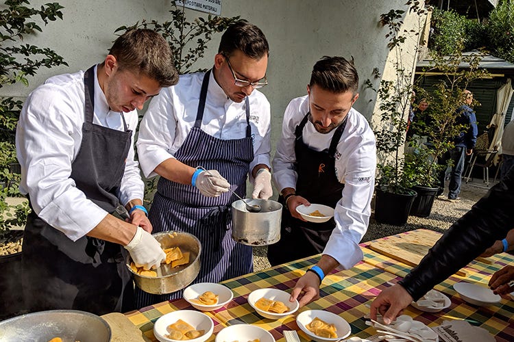 Gli chef: alla postazione di Alessandro Donadello, Gabriele Avanzi e Christian Turra