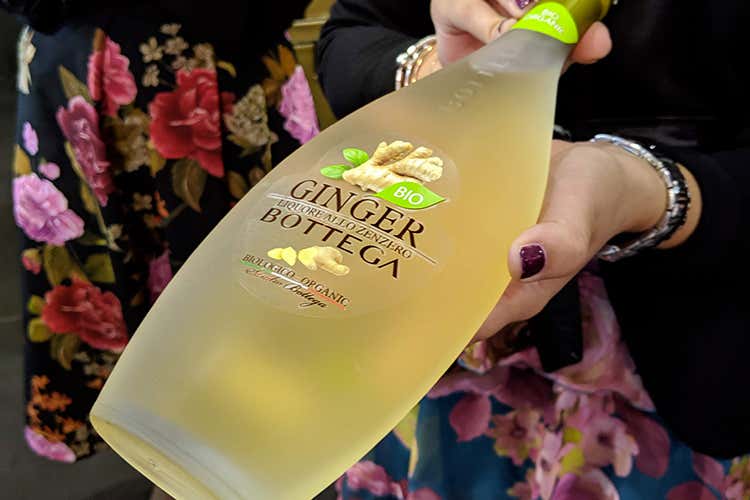 La sostenibilità a Hotel. Premio Sostenibilità, categoria Beverage a Bottega per il Liquore Ginger Bio