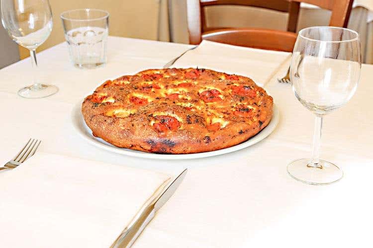 (A Loreto battono due cuori pugliesi 
La Lanterna vale una sosta)