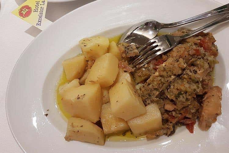Stoccafisso all'anconitana (Hotel Excelsior La Fonte) - Accademmia dello stoccafisso, 20 anni 
Una cena a colpi di tipicità per festeggiare