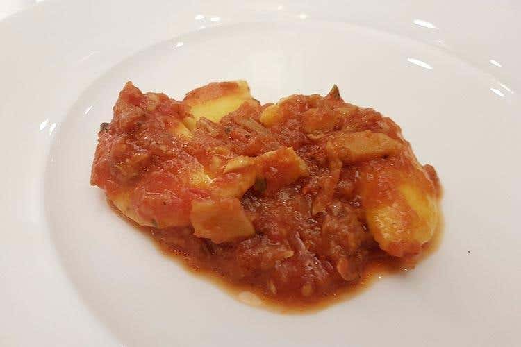 Mezzaluna di pasta di patate ripiena di stocco (la Bottega di Pinocchio) - Accademmia dello stoccafisso, 20 anni 
Una cena a colpi di tipicità per festeggiare