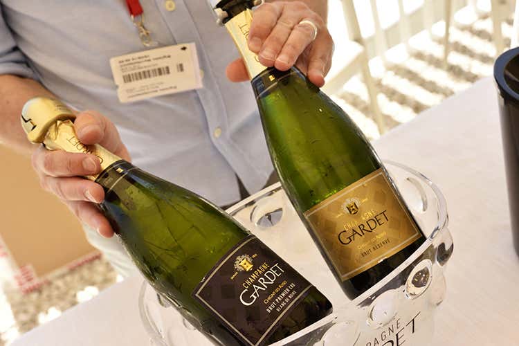 (Ad Alassio il mare si fa champagne 
Due giorni di brindisi e masterclass)