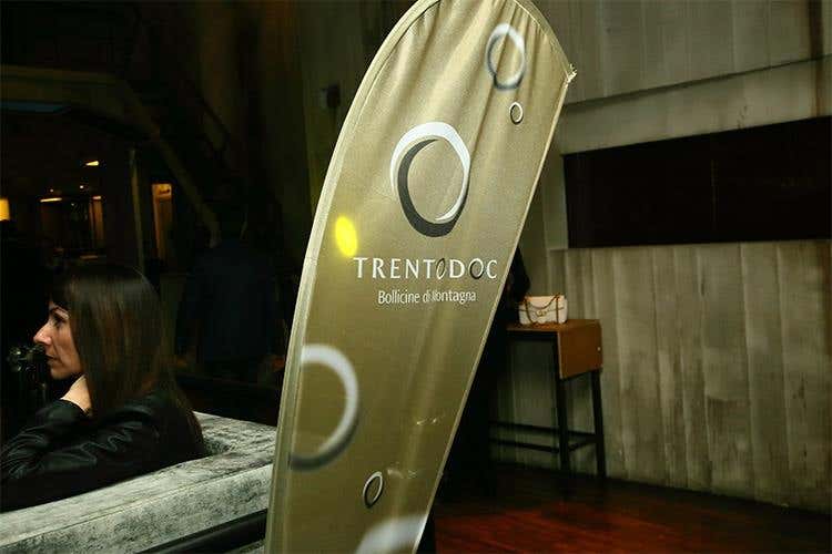 Ais al Premio Italia a Tavola 
Delegazioni unite con vini d'eccellenza