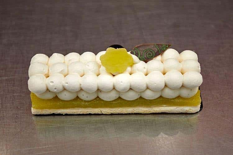 (Al 26° Simposio Tecnico AMPI 
tema cardine, l'innovazione in pasticceria)