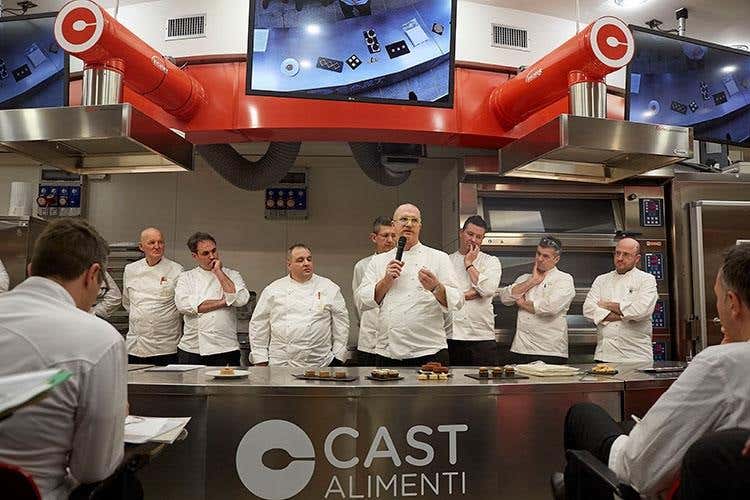 (Al 26° Simposio Tecnico AMPI 
tema cardine, l'innovazione in pasticceria)