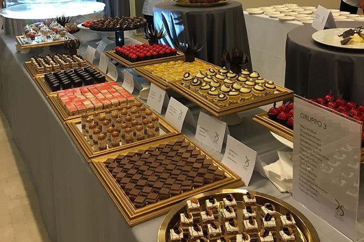 (AMPI in festa per i suoi 25 anni 
Santi Palazzolo è Pasticcere dell’anno)