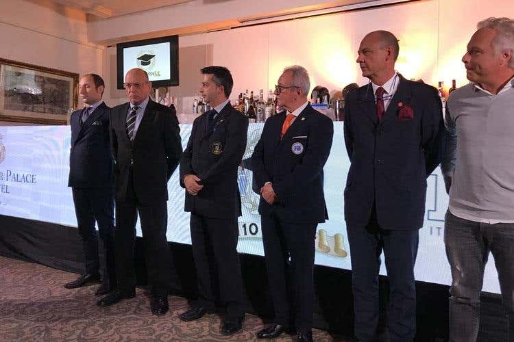 (Andrea Francardi da 110 e Lode 
Suo il contest di Danilo Bellucci)