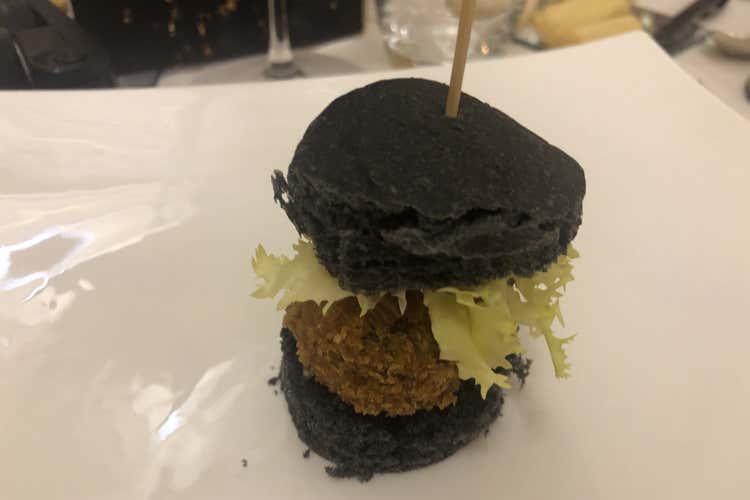 Mini Burger (Appius 2015, il “vino da sogno” di Terzer si svela alla Wine Week
