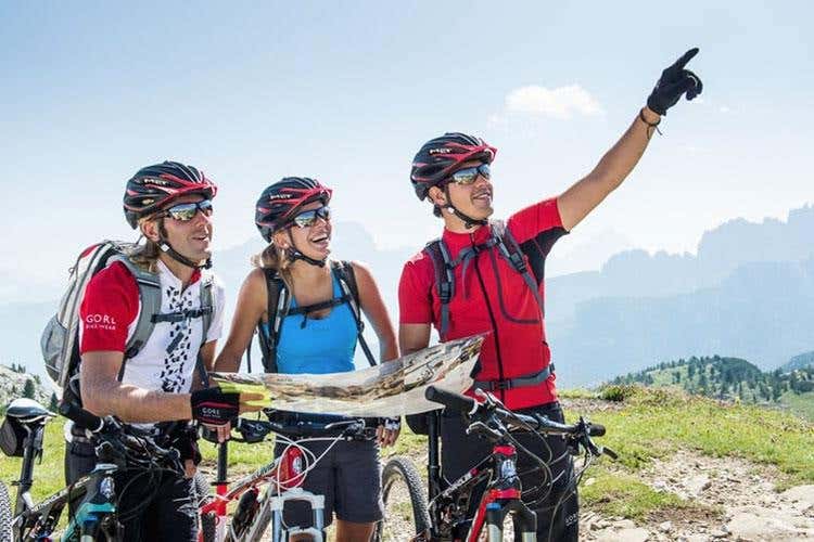 Sellaronda Bike Day (Arabba, turismo tutto l'anno 
per chi vuol vivere davvero la montagna)