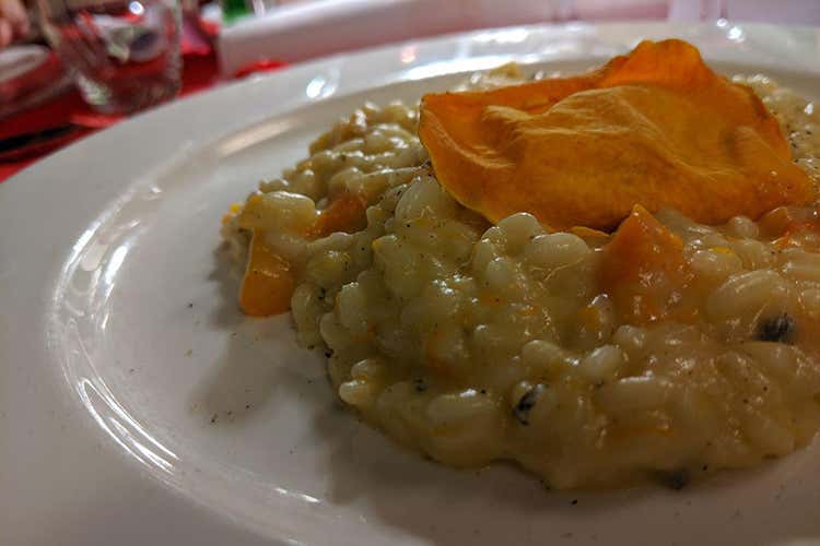 Risotto al BerghemBlu e cubetti di zucca tostata (Arrigoni Battista, 105 anni di storia 
Festa dal gusto tutto bergamasco)