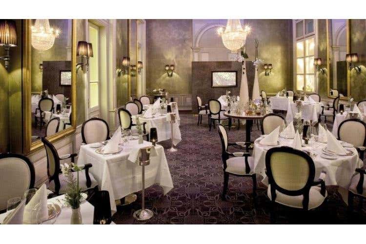 Restaurant Ca' d'Oro Unico ristorante stellato di St. Moritz Hotel Kempin