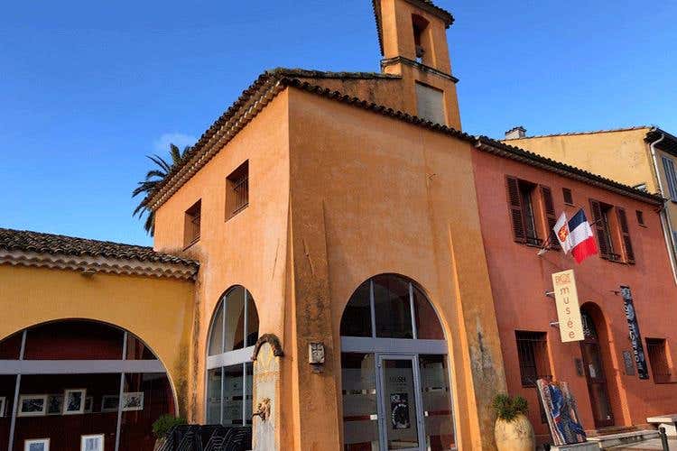 (Beachcomber French Riviera
Comfort in Costa Azzurra)