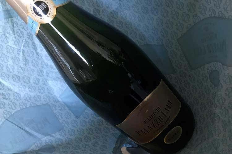 (Berlucchi Palazzo Lana Saten 2008 
Piena espressione della Franciacorta)