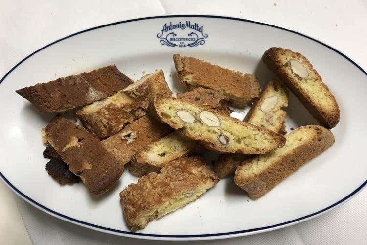 (Biscottificio Antonio Mattei 
Semplicità e tradizione dal 1859)