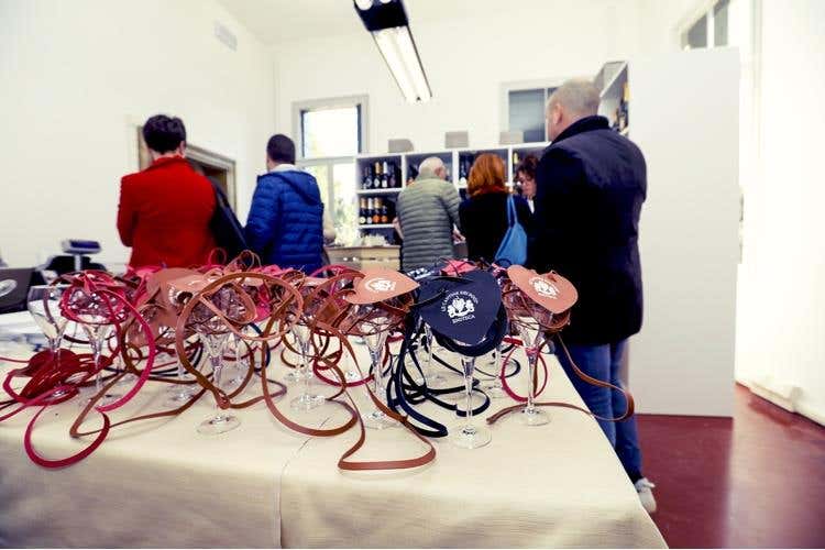 (Bollicine in Villa 
A marzo la seconda edizione)